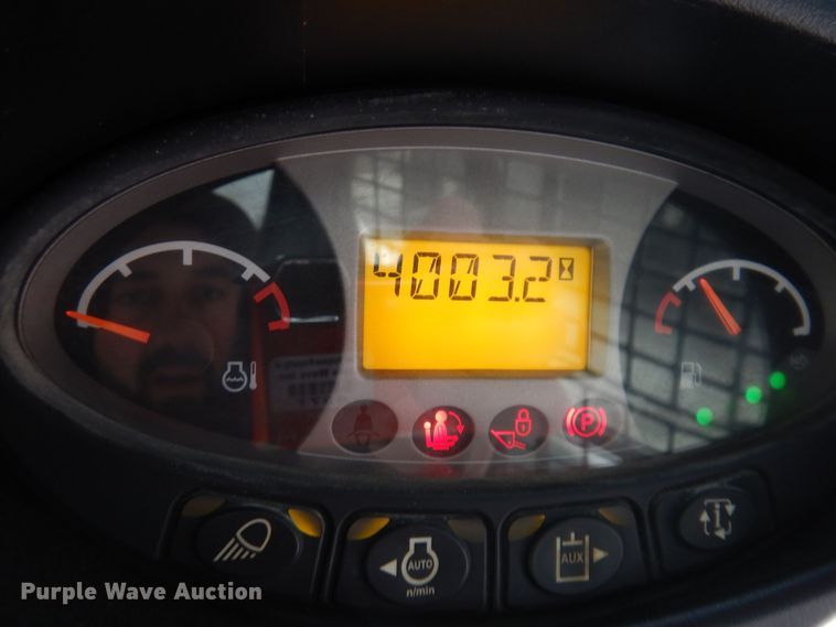 image for item DK5201 2016 Bobcat S750  skid steer loader