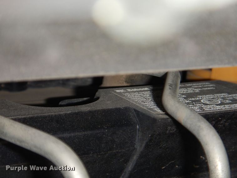 image for item DK5201 2016 Bobcat S750  skid steer loader