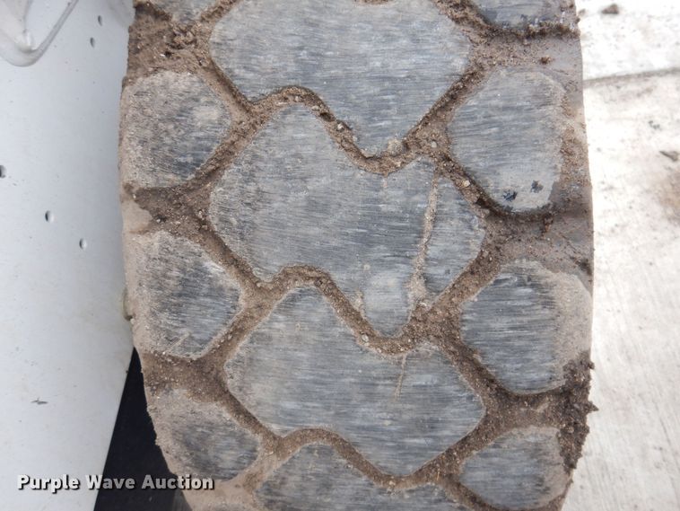 image for item DK5201 2016 Bobcat S750  skid steer loader