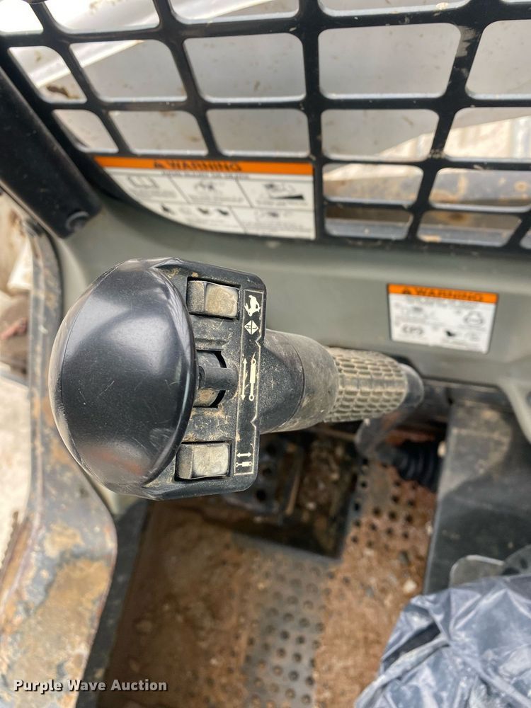 image for item DL7125 2013 Bobcat T770  tracked skid steer loader