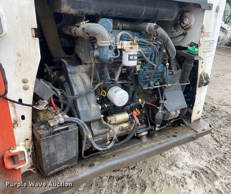 image for item DL7125 2013 Bobcat T770  tracked skid steer loader