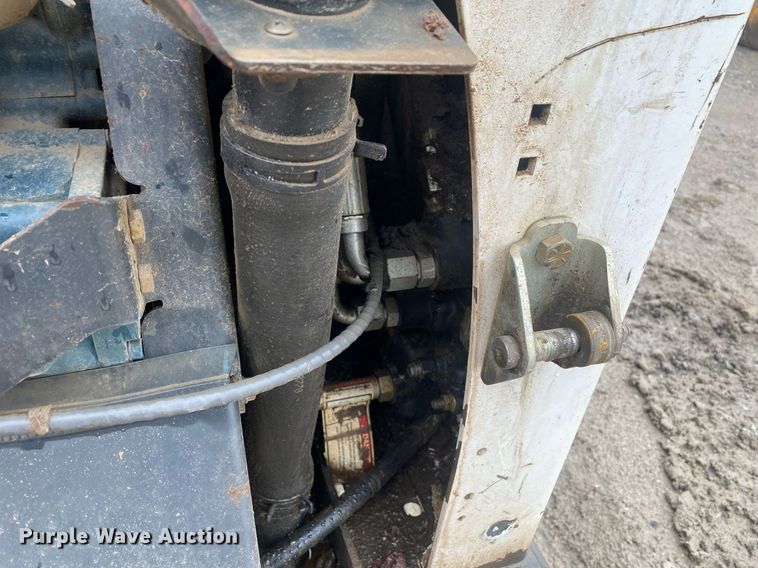 image for item DL7125 2013 Bobcat T770  tracked skid steer loader