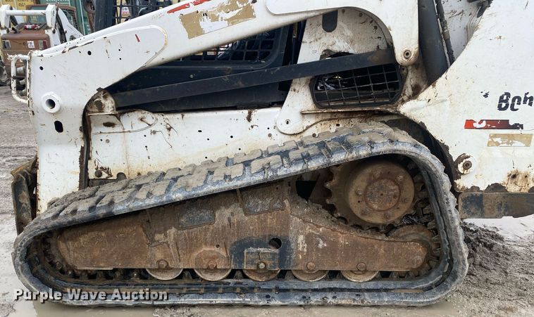image for item DL7125 2013 Bobcat T770  tracked skid steer loader