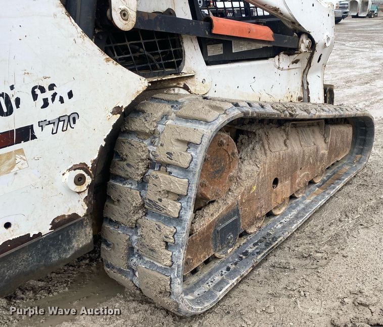 image for item DL7125 2013 Bobcat T770  tracked skid steer loader