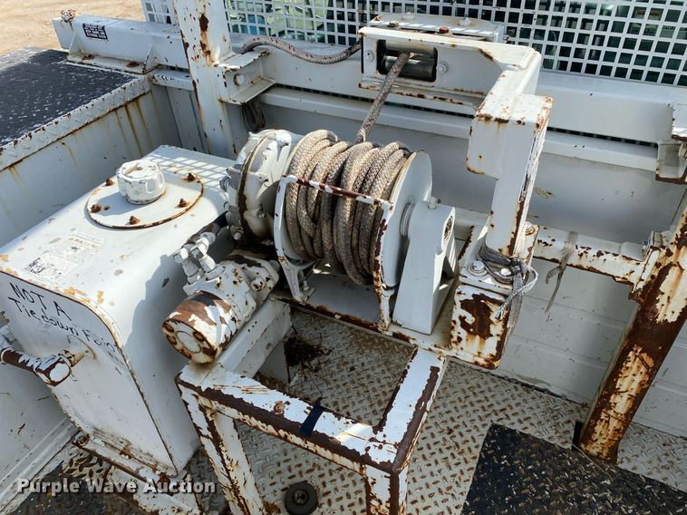 image for item DL7138 2000 Ford F650 Super Duty  bucket truck