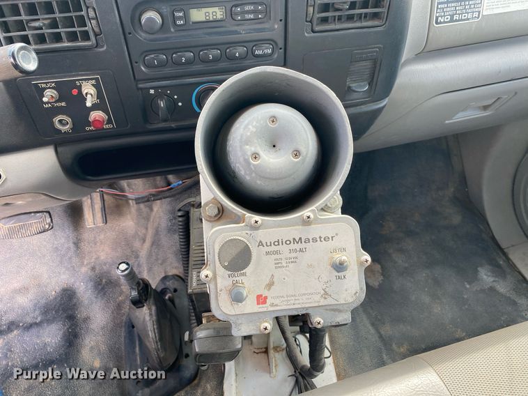 image for item DL7138 2000 Ford F650 Super Duty  bucket truck