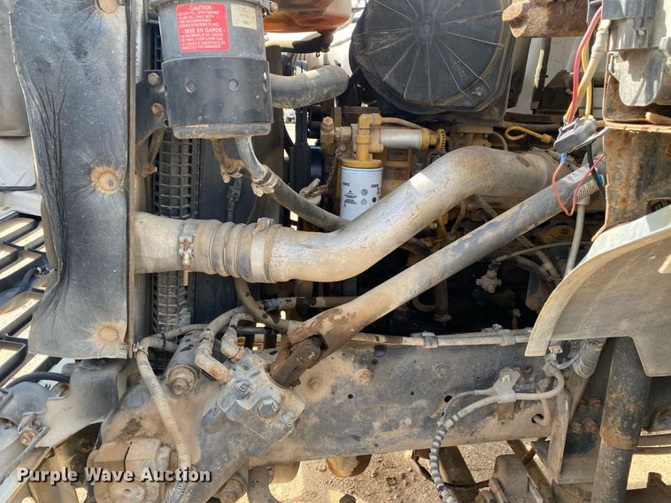 image for item DL7138 2000 Ford F650 Super Duty  bucket truck