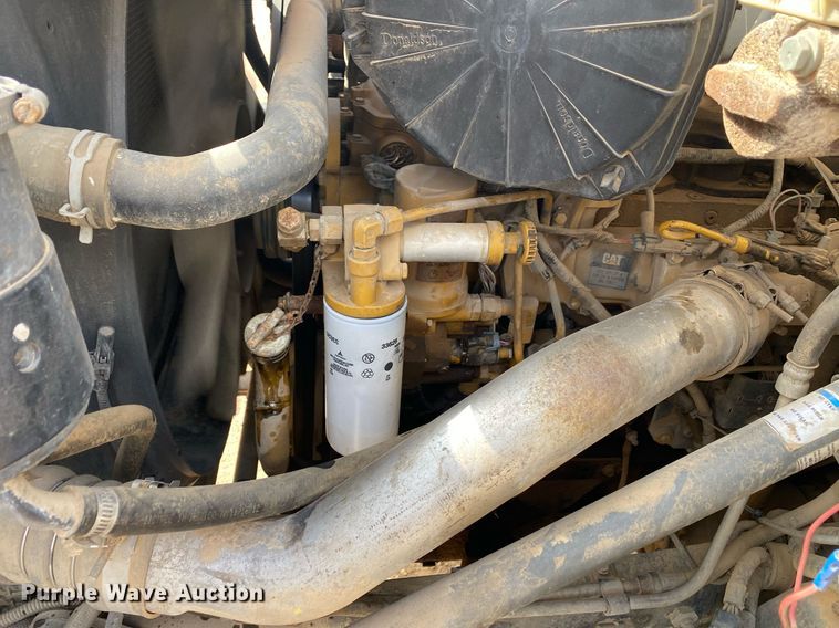 image for item DL7138 2000 Ford F650 Super Duty  bucket truck