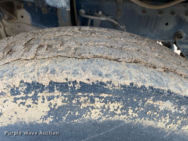 image for item DL7138 2000 Ford F650 Super Duty  bucket truck