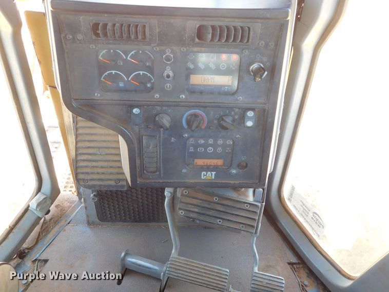 image for item DM2562 2009 Caterpillar D6T XL  dozer