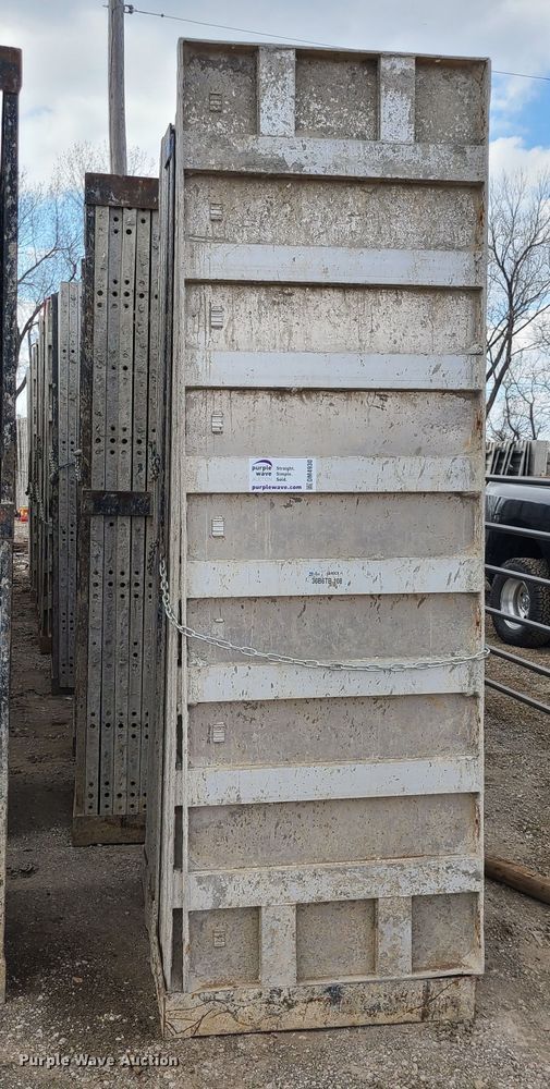 image for item DM4930 Approximately 128 Badger aluminum concrete forms