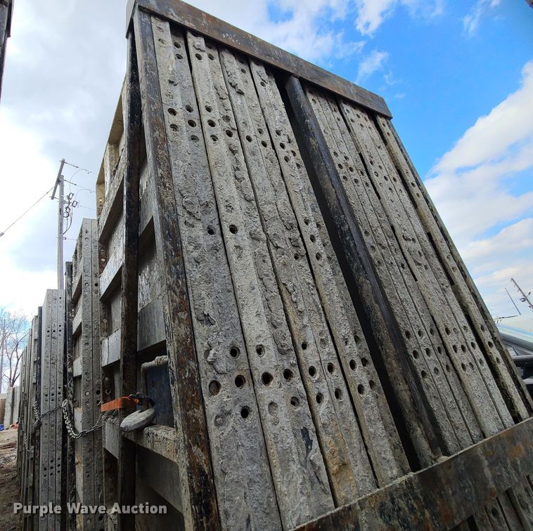 image for item DM4930 Approximately 128 Badger aluminum concrete forms