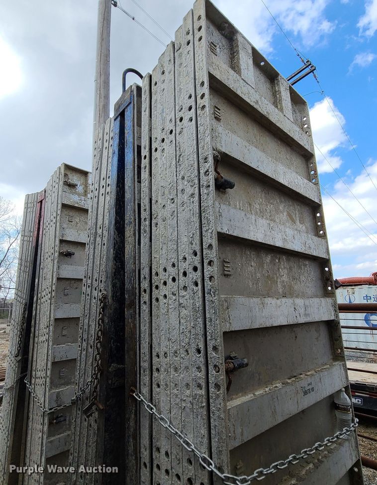 image for item DM4930 Approximately 128 Badger aluminum concrete forms