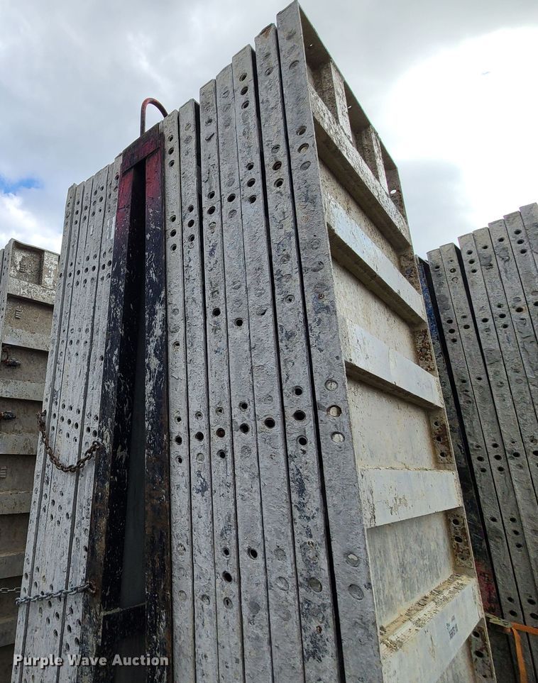 image for item DM4930 Approximately 128 Badger aluminum concrete forms