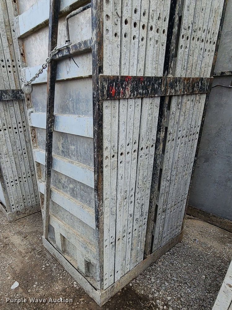 image for item DM4930 Approximately 128 Badger aluminum concrete forms