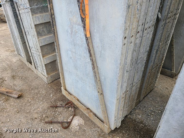 image for item DM4930 Approximately 128 Badger aluminum concrete forms