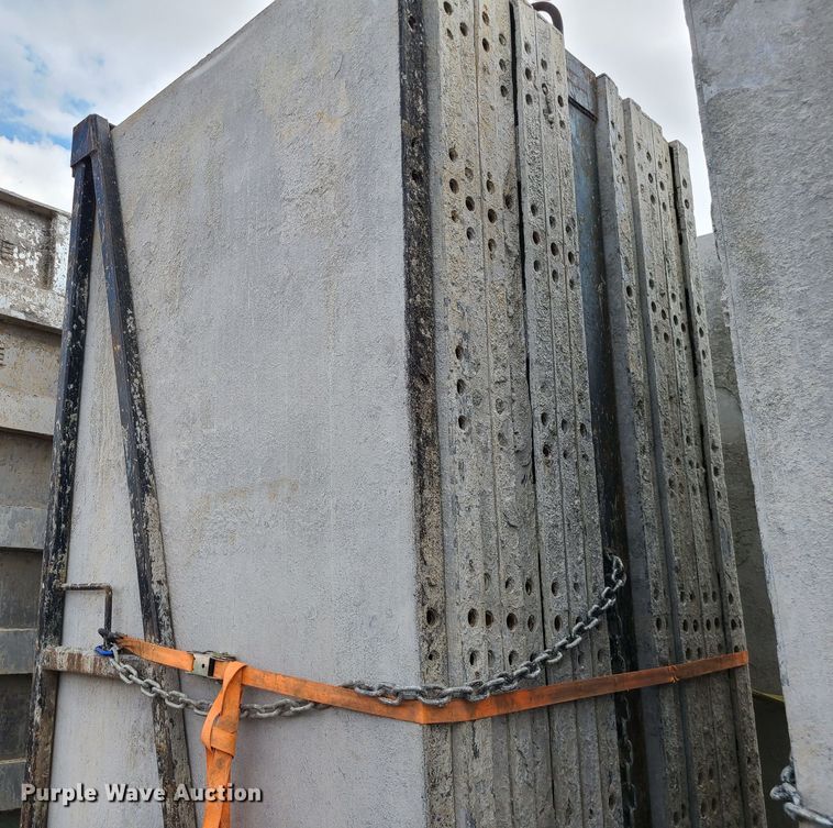 image for item DM4930 Approximately 128 Badger aluminum concrete forms