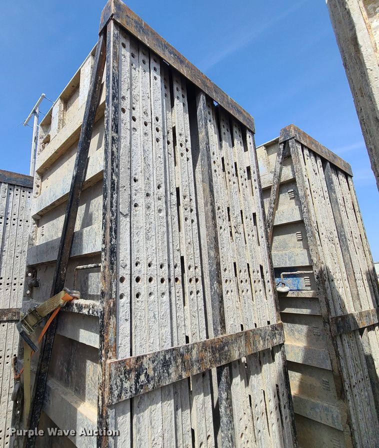 image for item DM4931 Approximately 128 Badger aluminum concrete forms