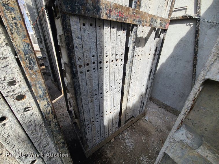 image for item DM4931 Approximately 128 Badger aluminum concrete forms