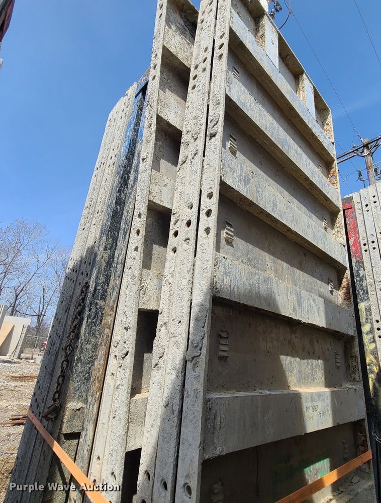 image for item DM4931 Approximately 128 Badger aluminum concrete forms