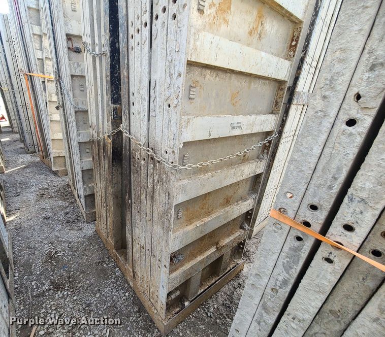 image for item DM4931 Approximately 128 Badger aluminum concrete forms