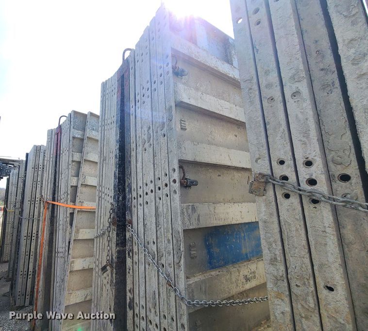 image for item DM4931 Approximately 128 Badger aluminum concrete forms