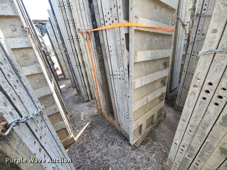image for item DM4931 Approximately 128 Badger aluminum concrete forms