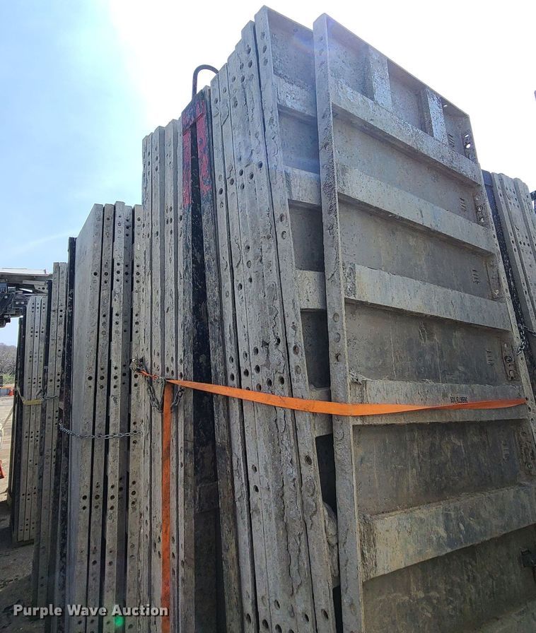 image for item DM4931 Approximately 128 Badger aluminum concrete forms
