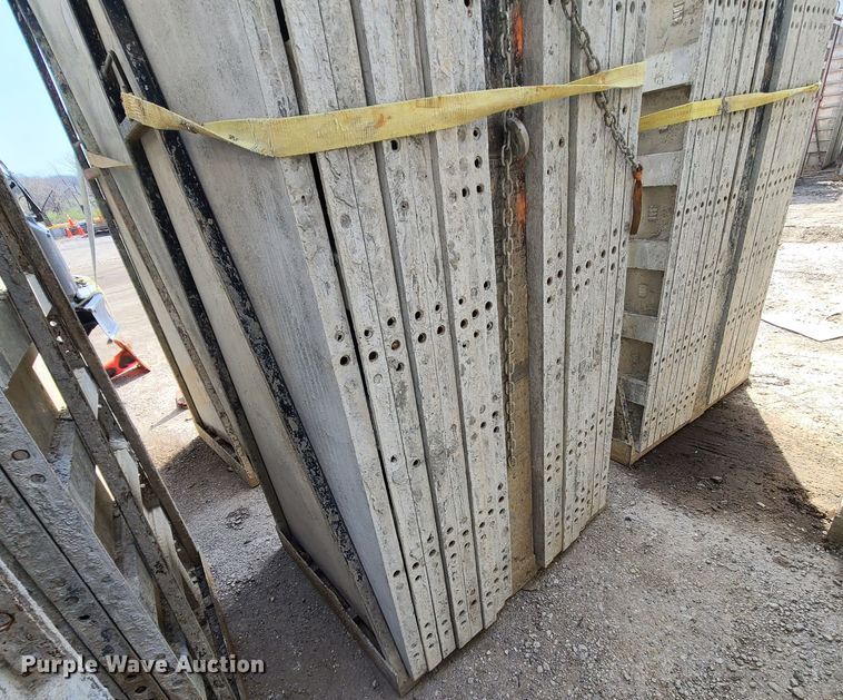 image for item DM4931 Approximately 128 Badger aluminum concrete forms