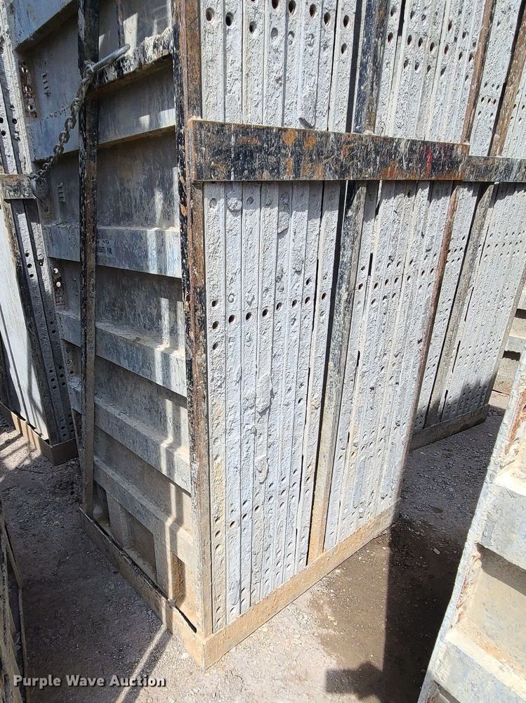 image for item DM4932 (6) cages of Badger aluminum concrete forms
