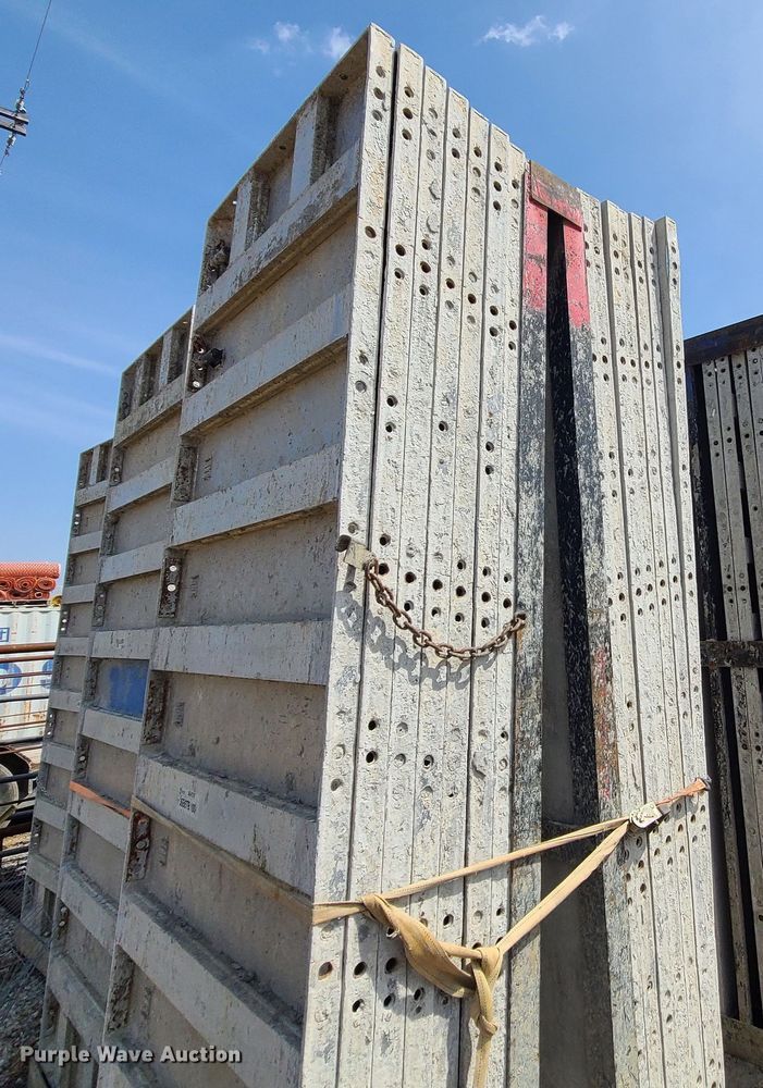 image for item DM4932 (6) cages of Badger aluminum concrete forms