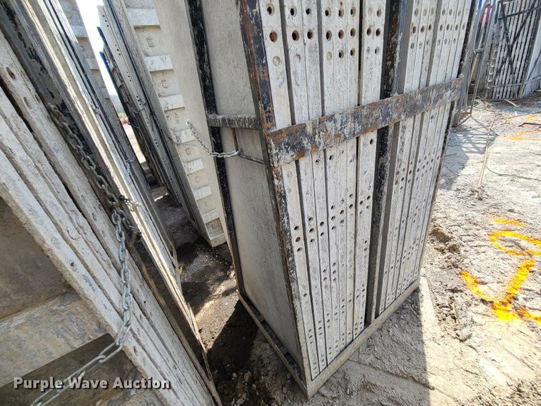 image for item DM4932 (6) cages of Badger aluminum concrete forms