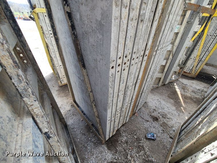 image for item DM4932 (6) cages of Badger aluminum concrete forms