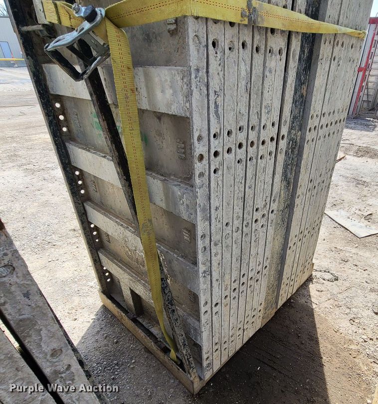 image for item DM4932 (6) cages of Badger aluminum concrete forms