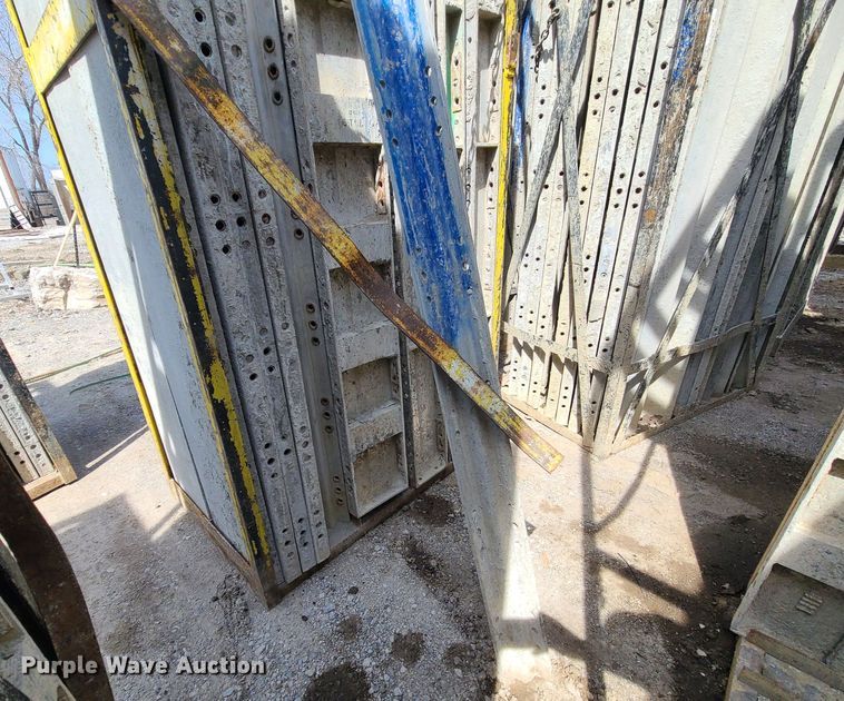 image for item DM4934 (3) cages of Badger aluminum concrete forms