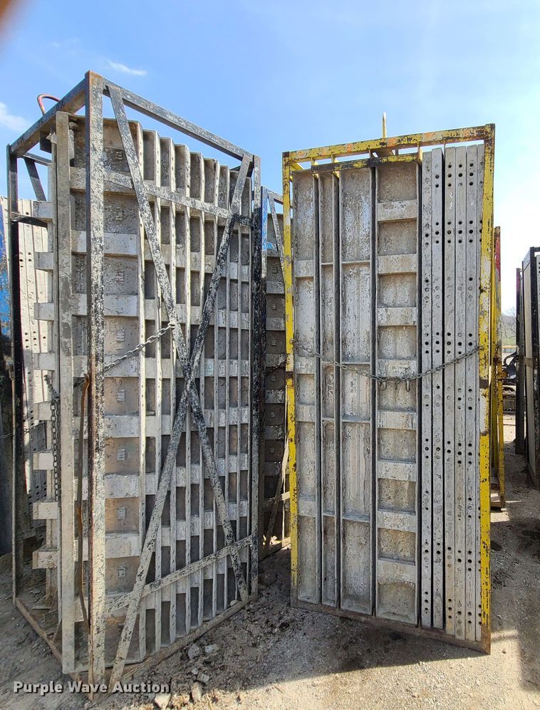 image for item DM4934 (3) cages of Badger aluminum concrete forms