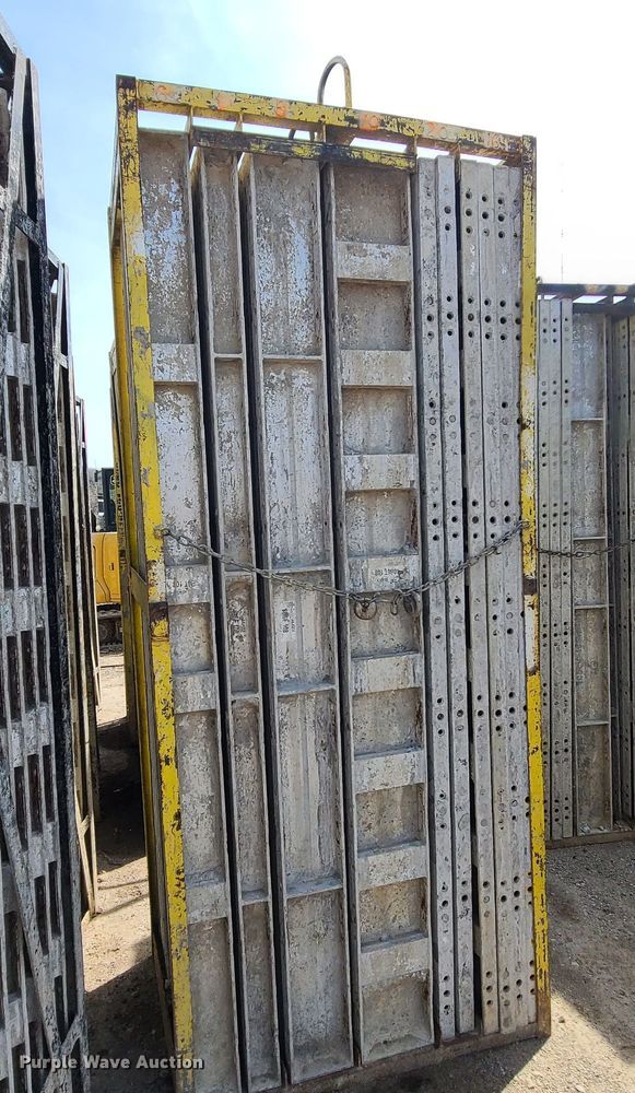 image for item DM4934 (3) cages of Badger aluminum concrete forms