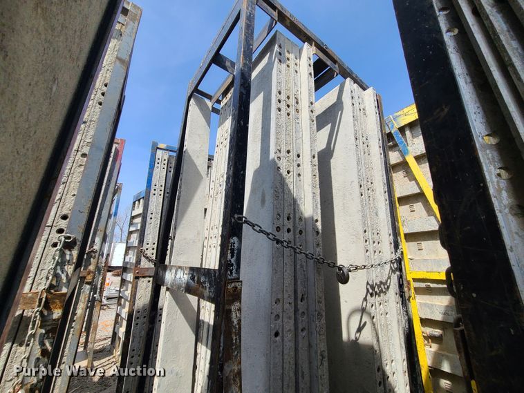 image for item DM4935 (4) cages of Badger aluminum concrete forms