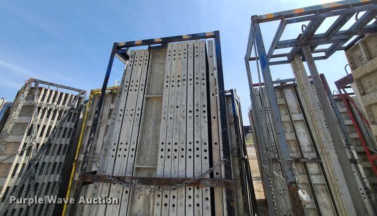image for item DM4935 (4) cages of Badger aluminum concrete forms