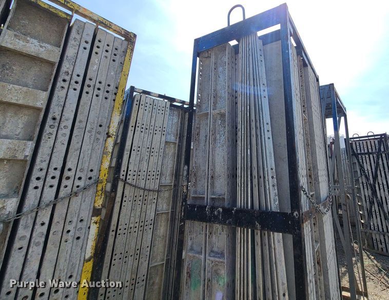 image for item DM4935 (4) cages of Badger aluminum concrete forms