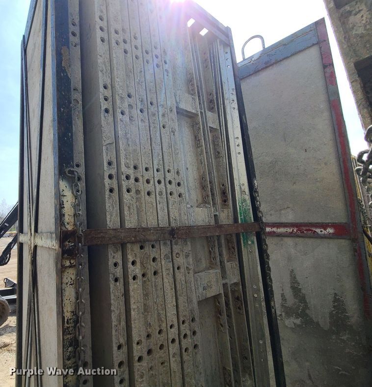 image for item DM4935 (4) cages of Badger aluminum concrete forms