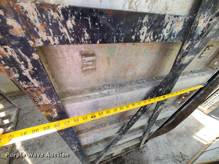 image for item DM4935 (4) cages of Badger aluminum concrete forms