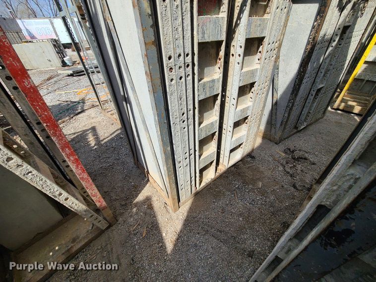 image for item DM4936 (4) cages of Badger aluminum concrete forms