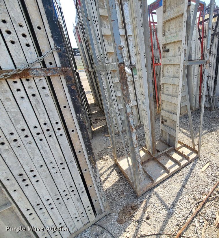 image for item DM4936 (4) cages of Badger aluminum concrete forms