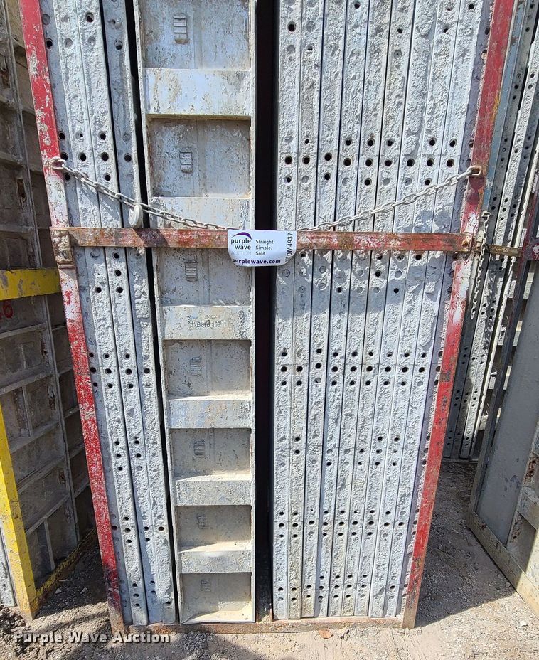 image for item DM4937 (3) cages of Badger aluminum concrete forms
