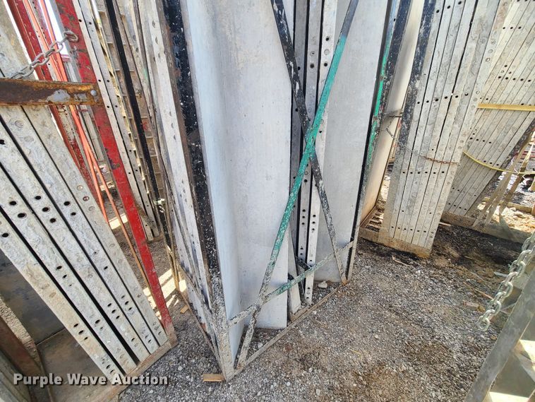 image for item DM4938 (6) cages of Badger aluminum concrete forms