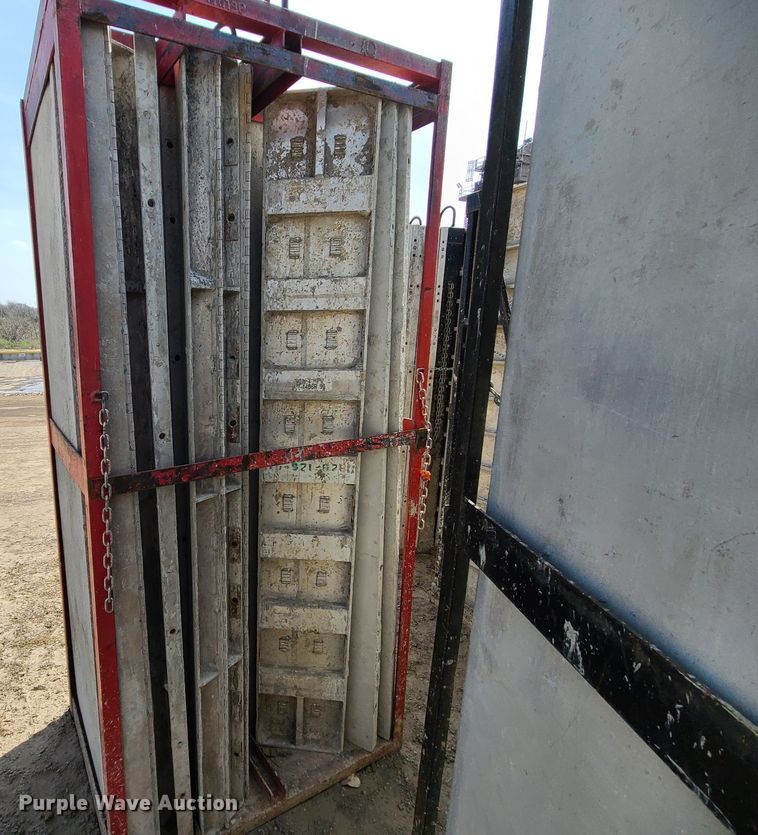 image for item DM4938 (6) cages of Badger aluminum concrete forms