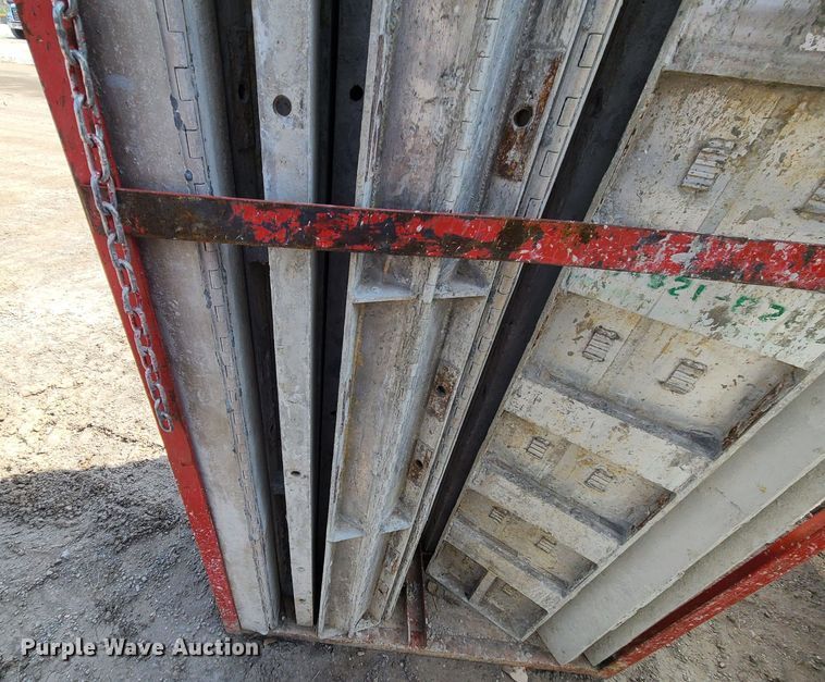 image for item DM4938 (6) cages of Badger aluminum concrete forms