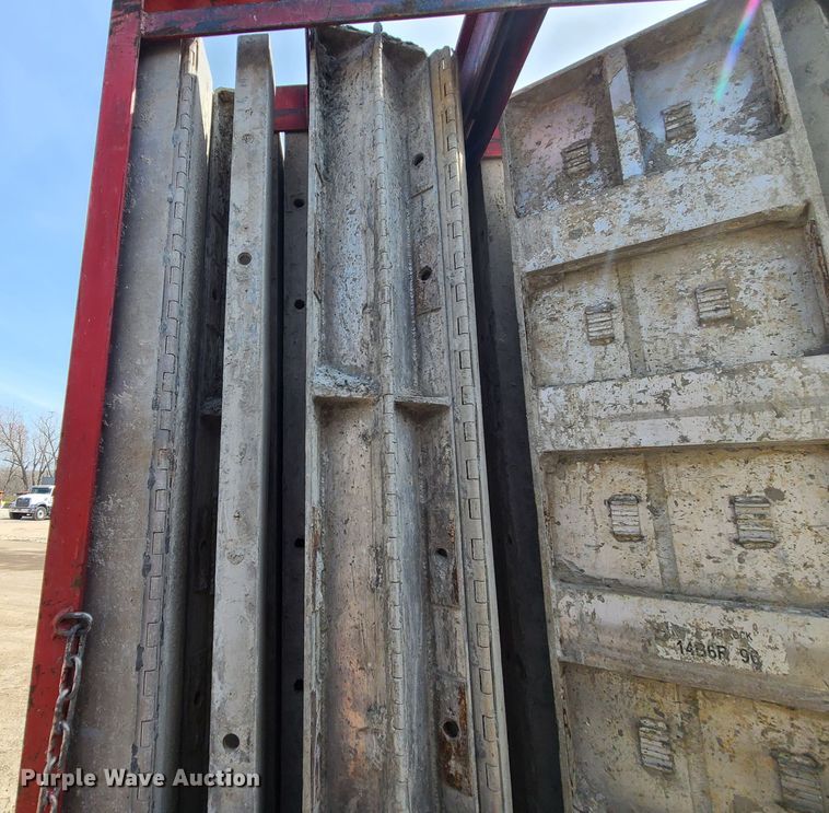 image for item DM4938 (6) cages of Badger aluminum concrete forms