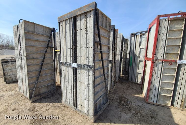 image for item DM4939 Approximately 128 Badger aluminum concrete forms